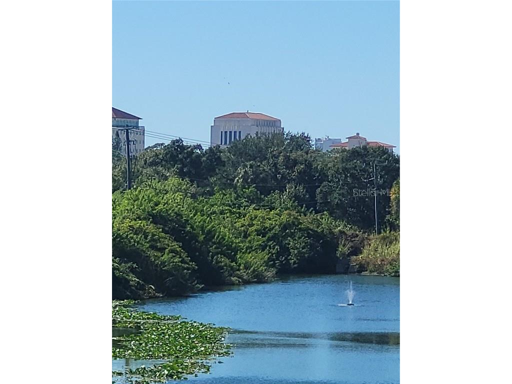 2707 Hidden Lake Boulevard #D Sarasota FL 34237 A4670963 image15