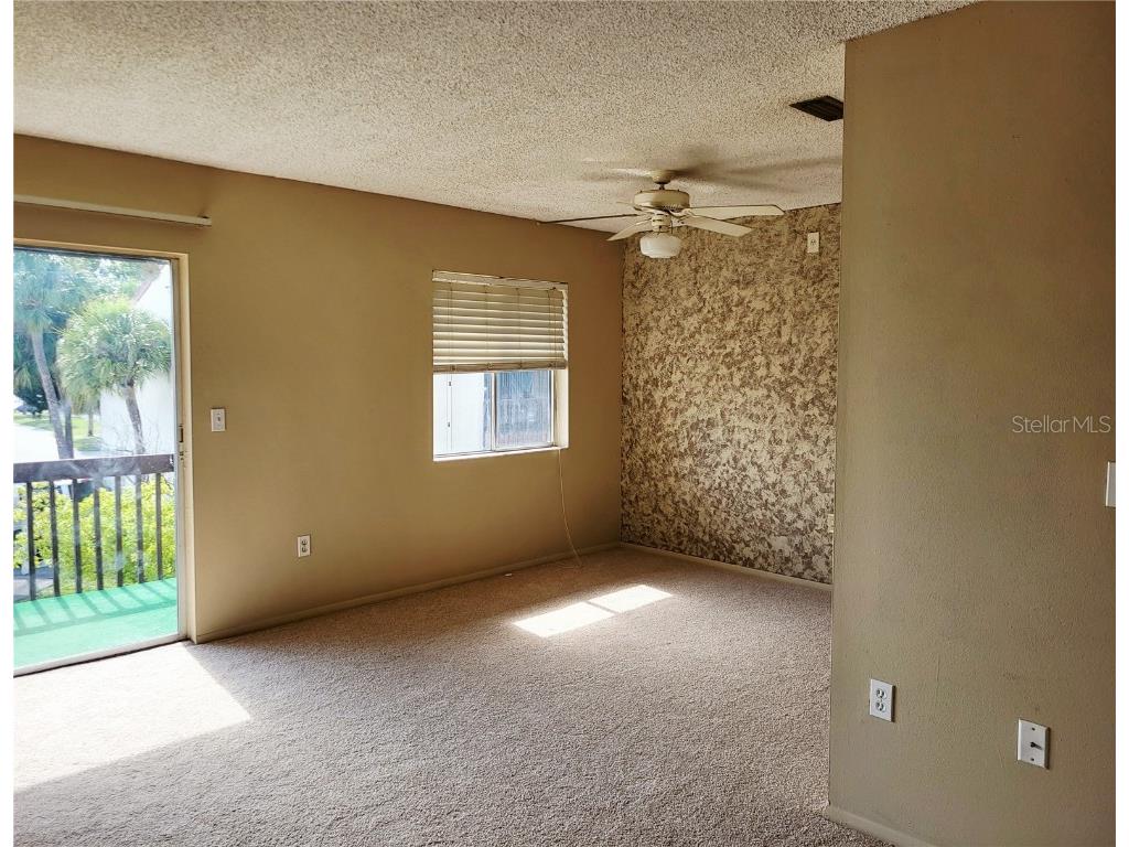 2707 Hidden Lake Boulevard #D Sarasota FL 34237 A4670963 image2