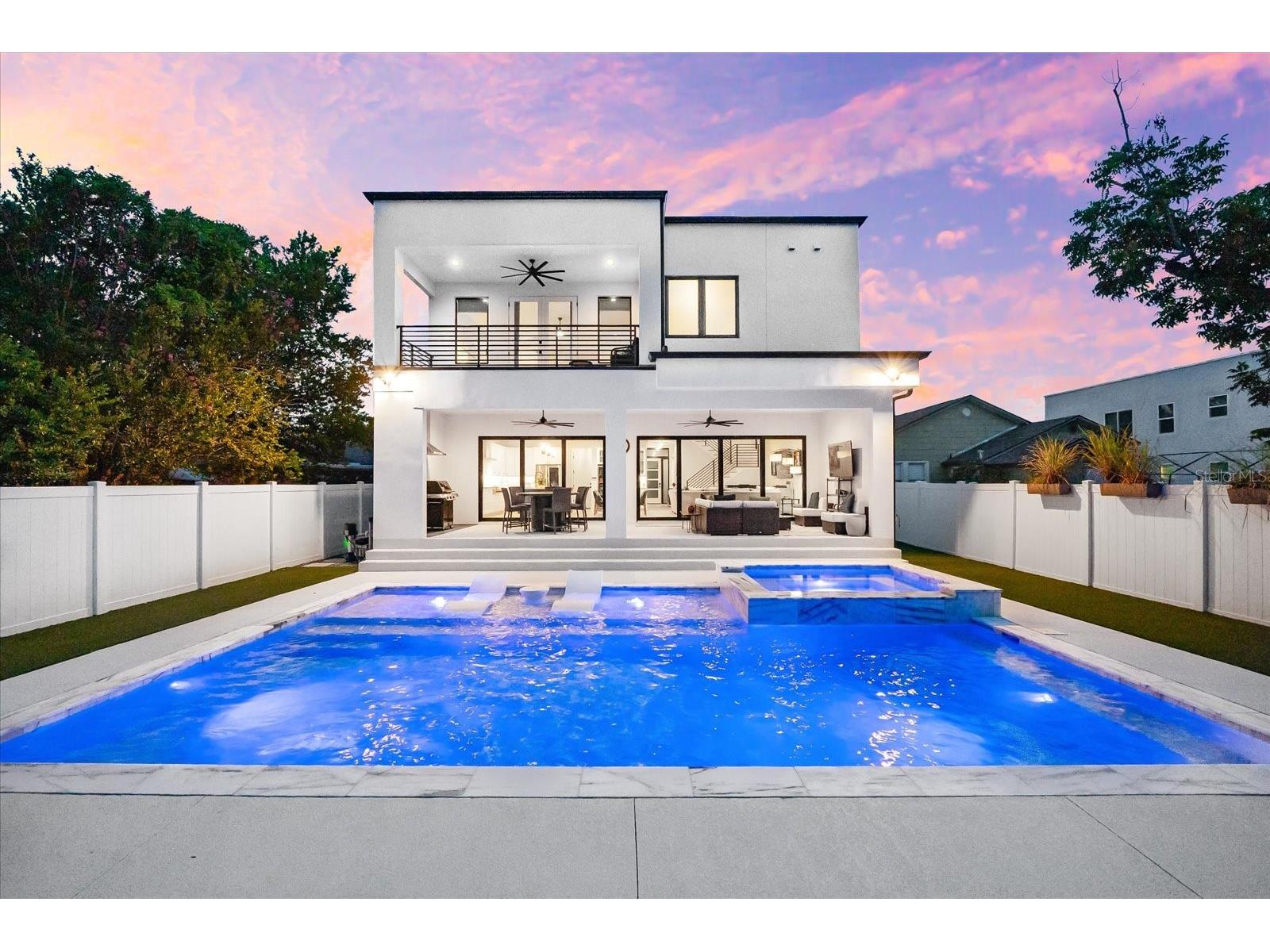 2707 Ridgewood Avenue Tampa FL 33602 TB8480176 image1