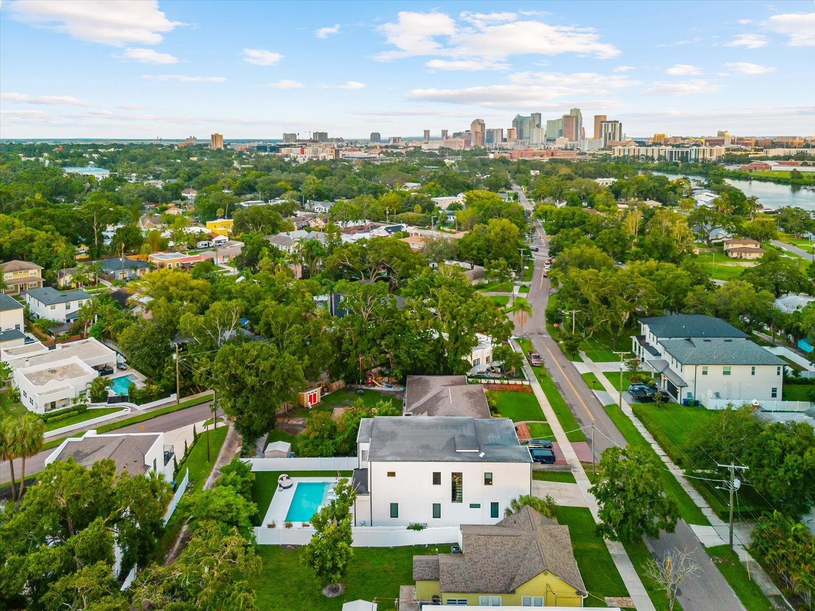 2707 Ridgewood Avenue Tampa FL 33602 TB8480176 image83