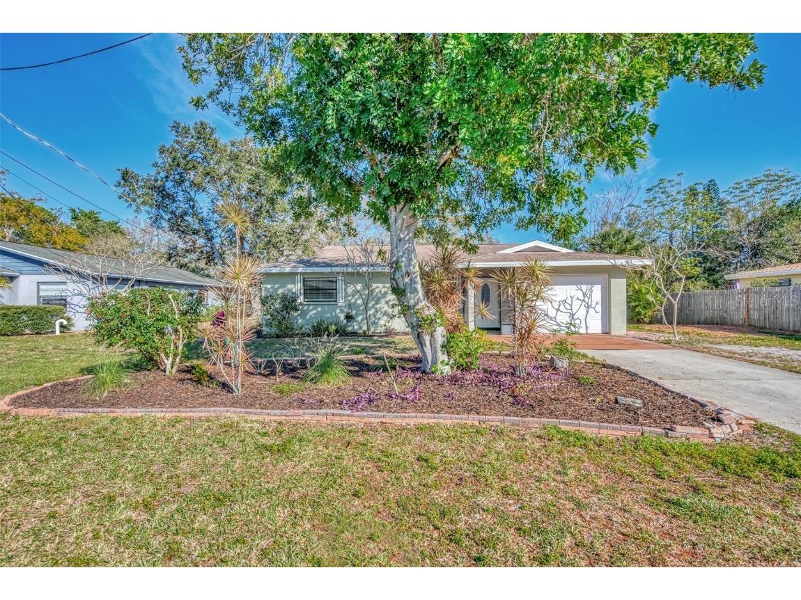 2707 Wells Avenue Sarasota FL 34232 A4598749 image1