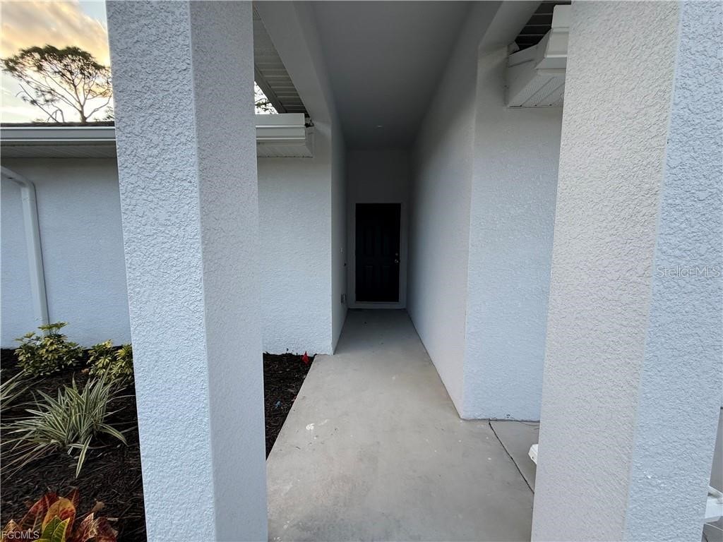 27079/27083 Washington Street Punta Gorda FL 33983 C7523581 image3