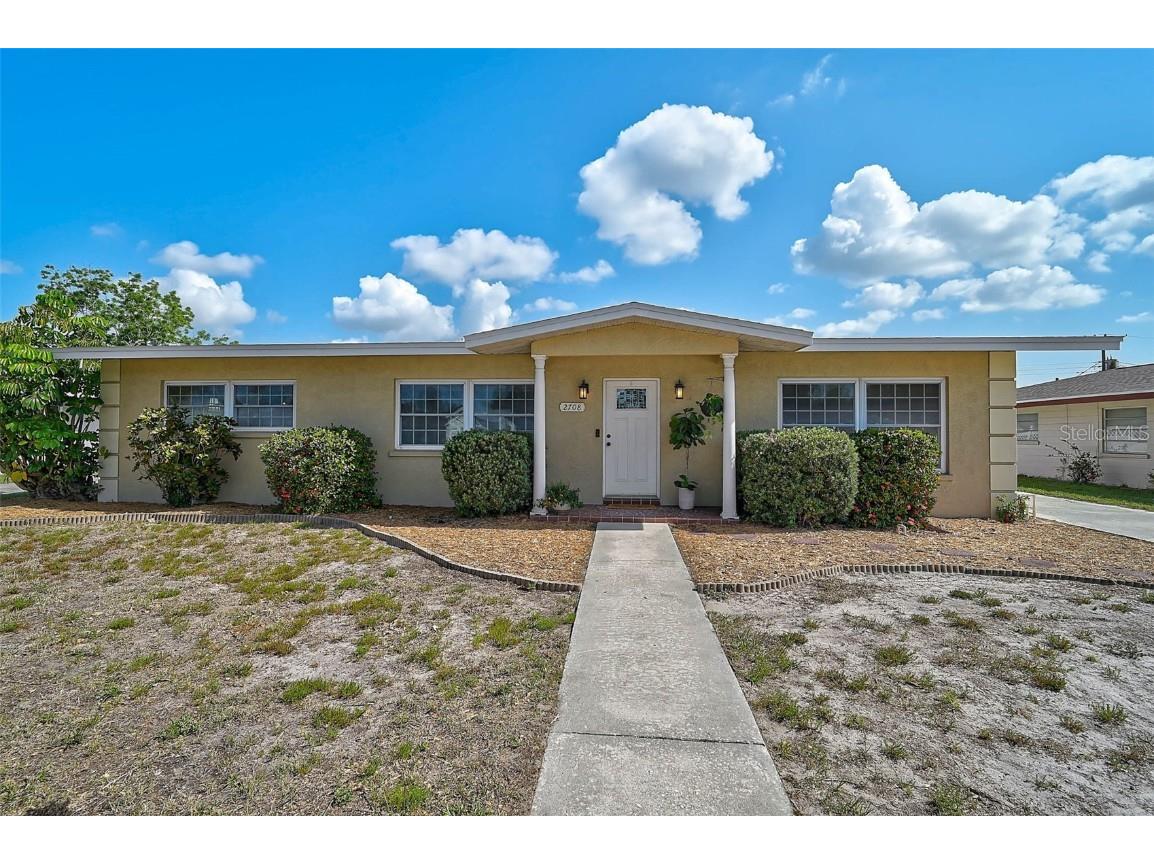 2708 27th Avenue Drive W Bradenton FL 34205 A4652660 image1