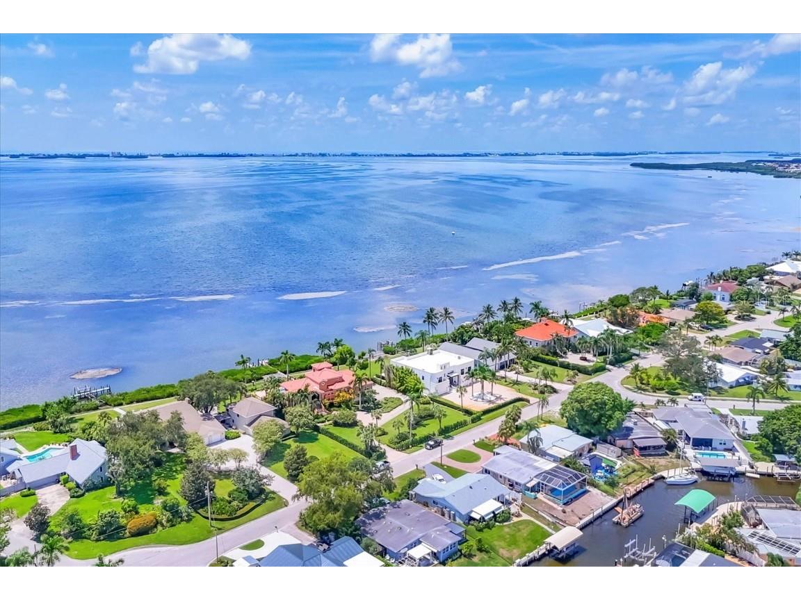 2708 Bay Drive Bradenton FL 34207 - SARASOTA BAY A4663785 image2