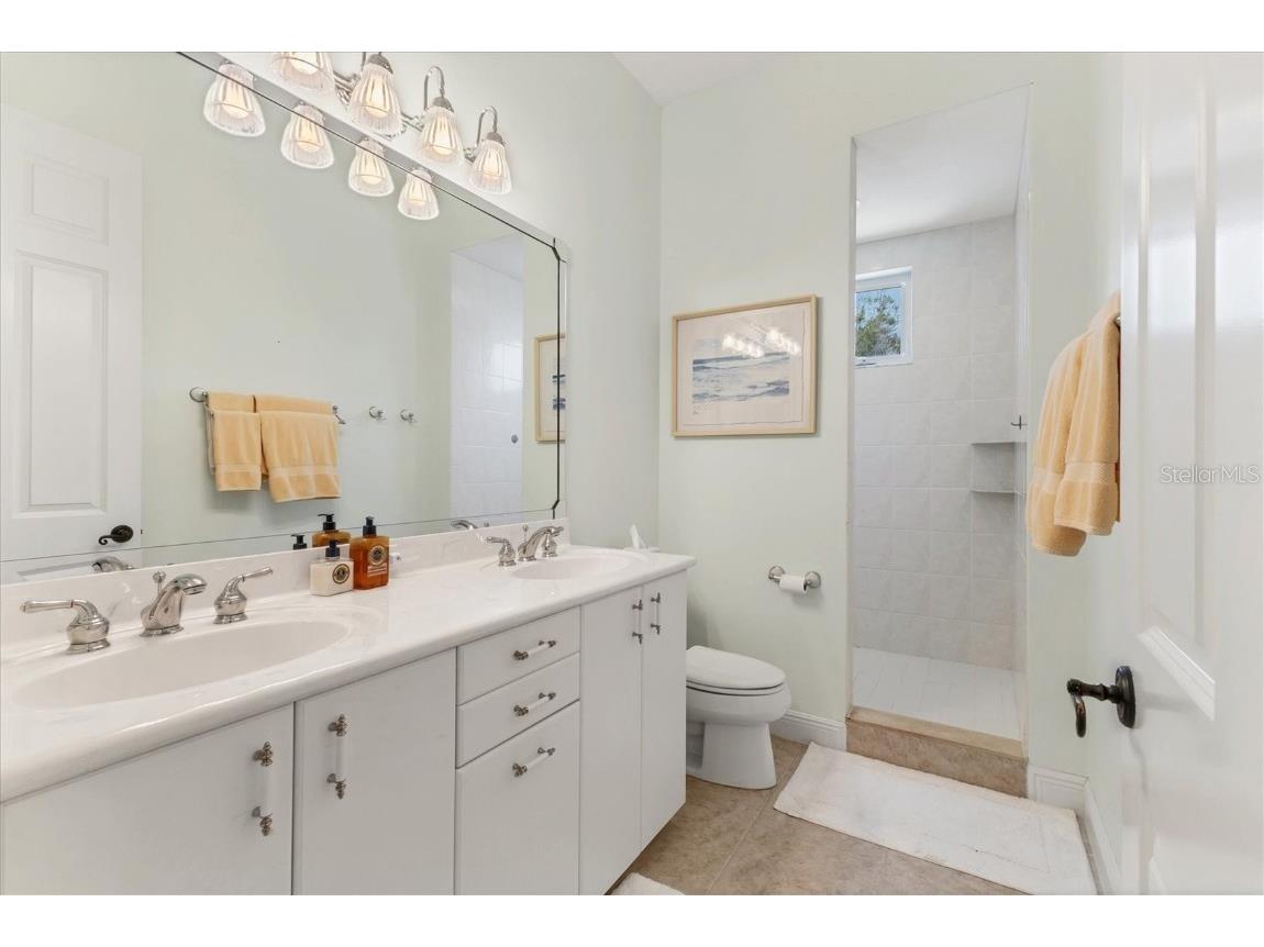 2708 Bay Drive Bradenton FL 34207 - SARASOTA BAY A4663785 image21