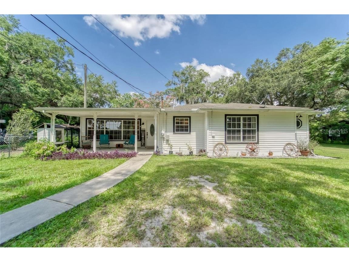 2708 De Montmollin Road Plant City FL 33565 TB8356874 image1