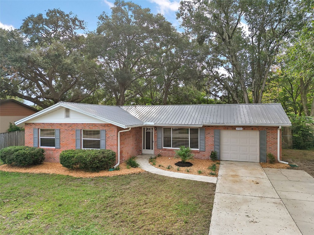 2708 S Dellwood Drive Eustis FL 32726 G5075806 image1
