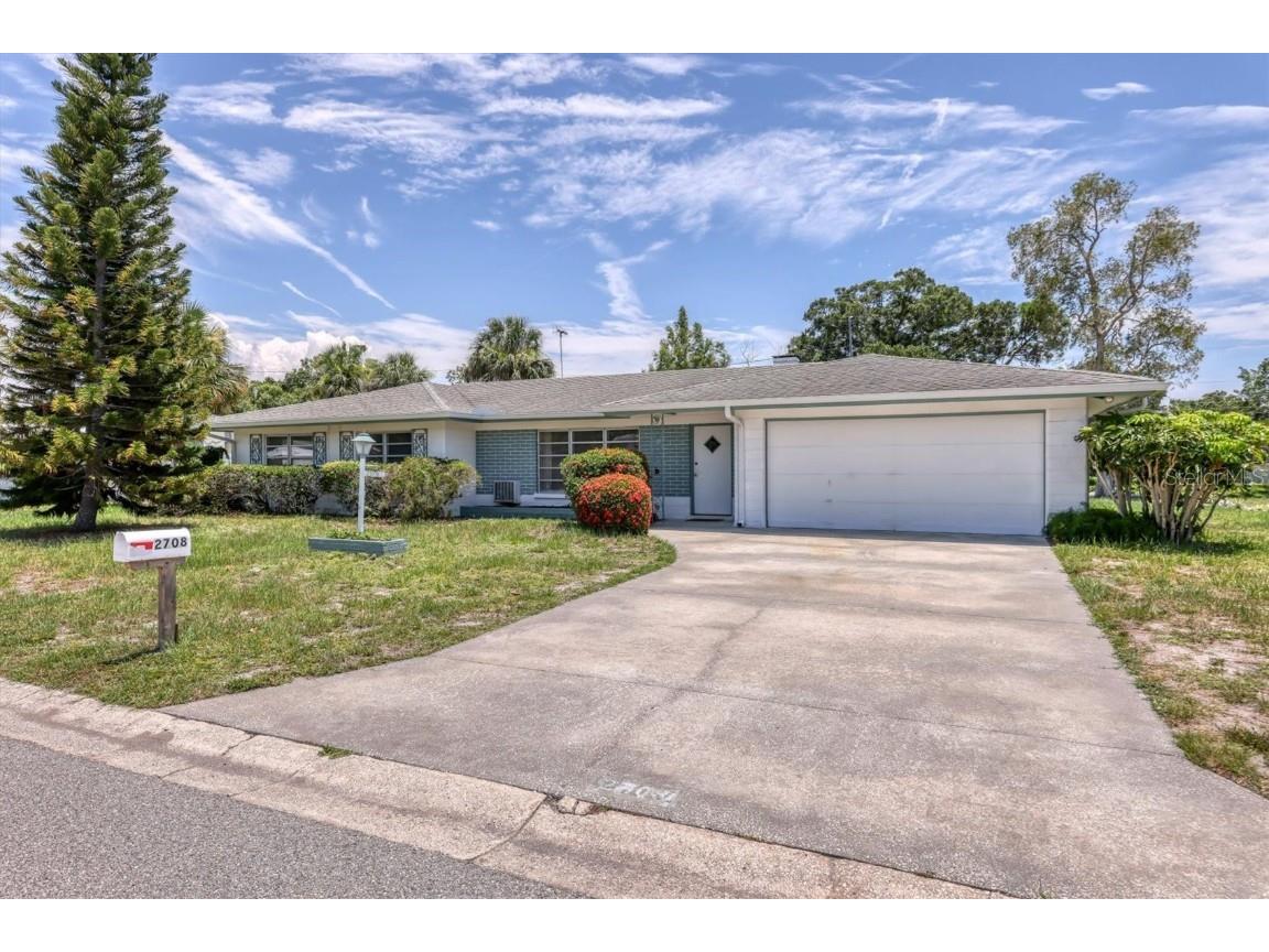 2708 Sunnyside Street Sarasota FL 34239 A4571532 image1
