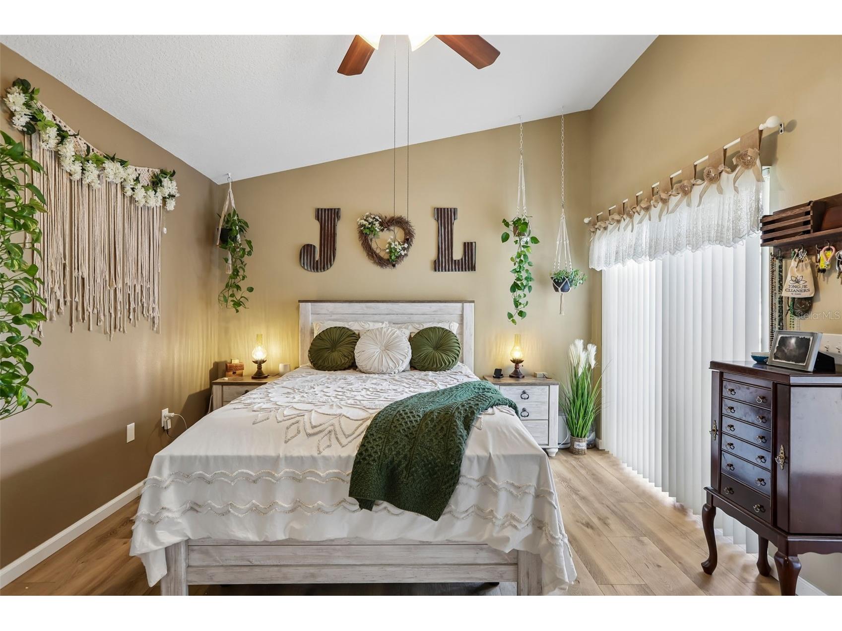 2708 Valencia Grove Drive Valrico FL 33596 TB8514882 image19