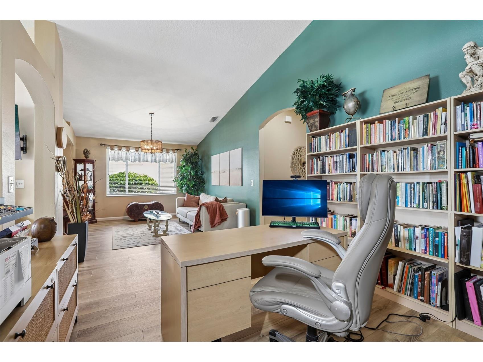 2708 Valencia Grove Drive Valrico FL 33596 TB8514882 image36