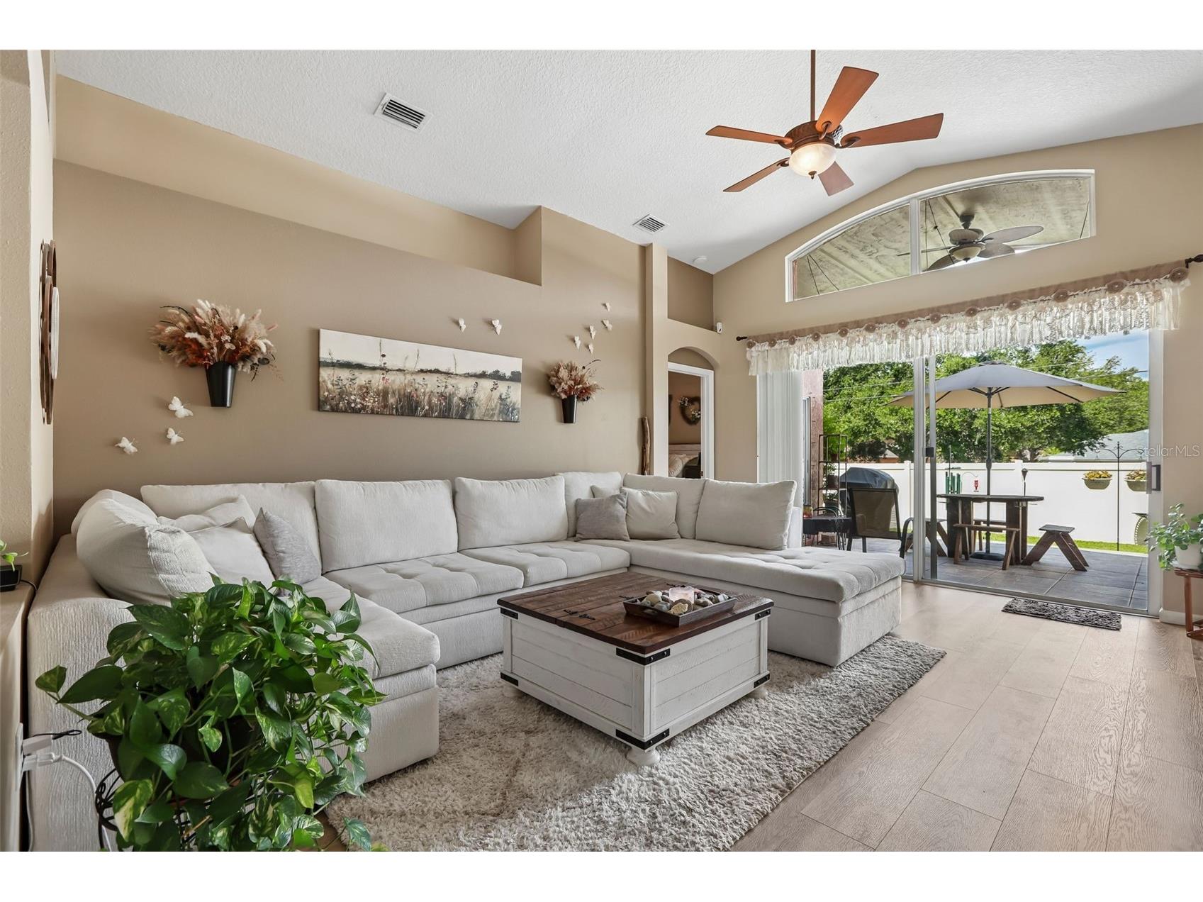 2708 Valencia Grove Drive Valrico FL 33596 TB8514882 image7