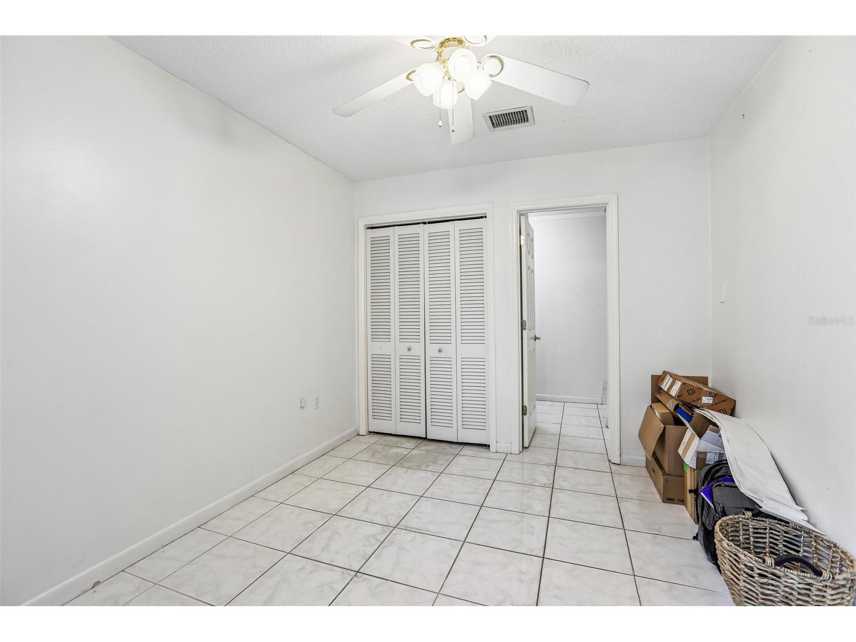 2709 49th Street N Saint Petersburg FL 33710 TB8515859 image21