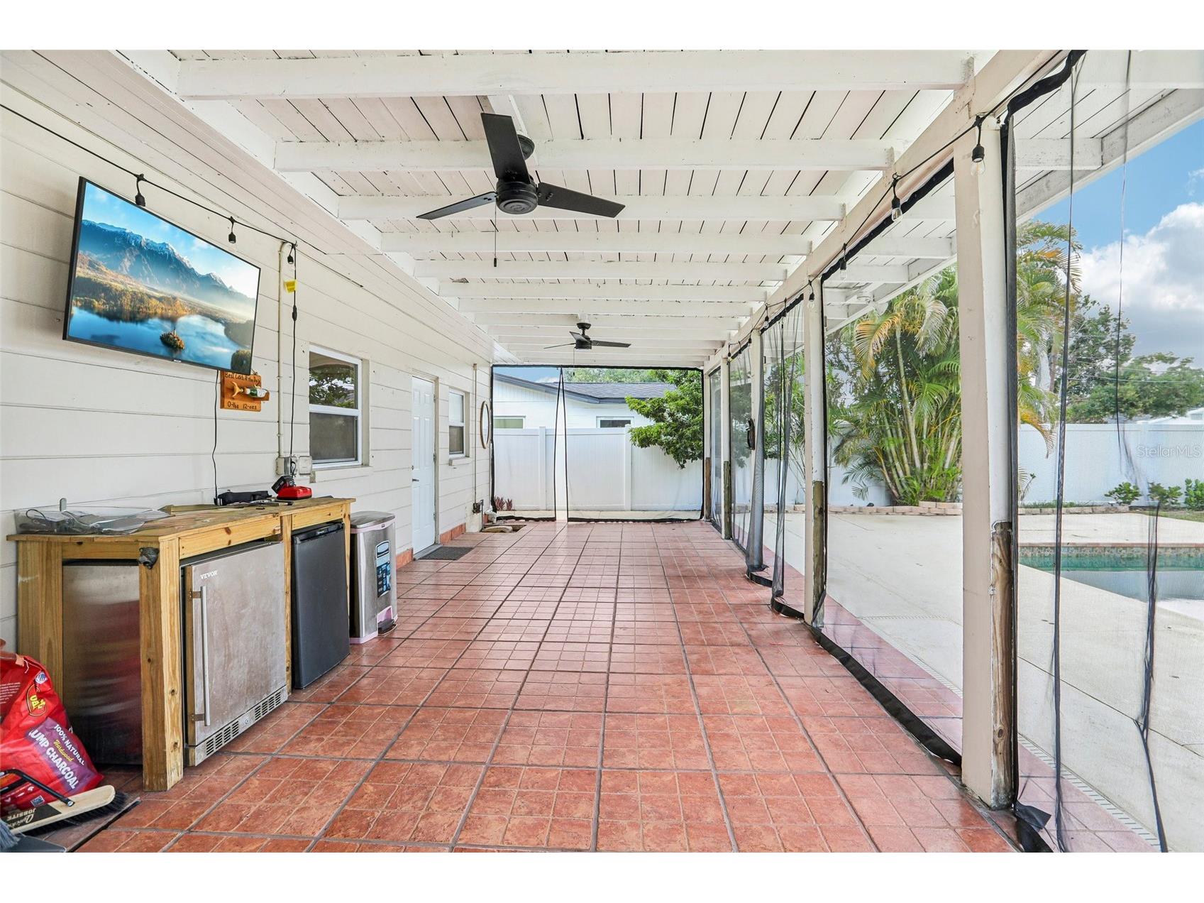 2709 49th Street N Saint Petersburg FL 33710 TB8515859 image25