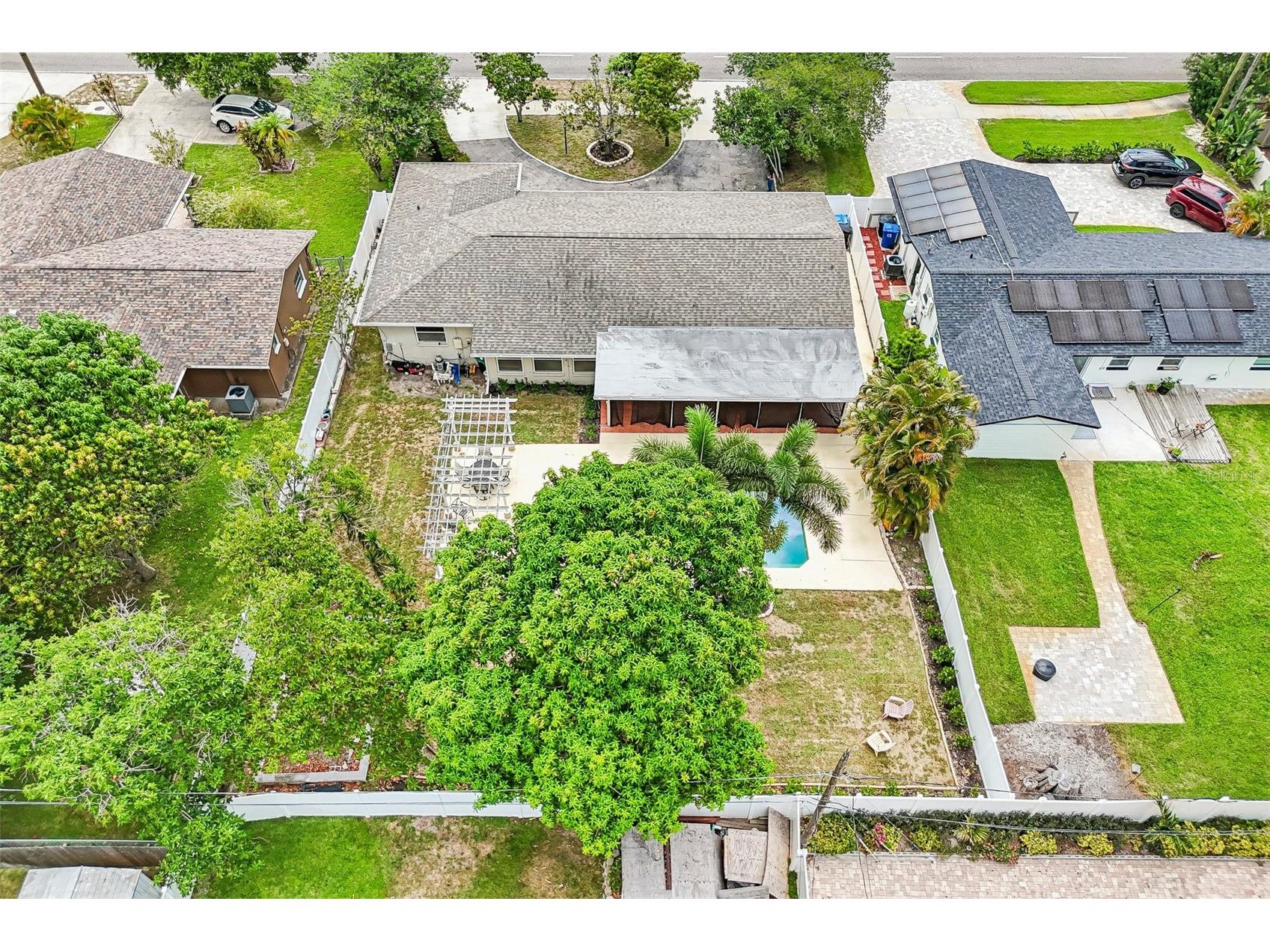 2709 49th Street N Saint Petersburg FL 33710 TB8515859 image33