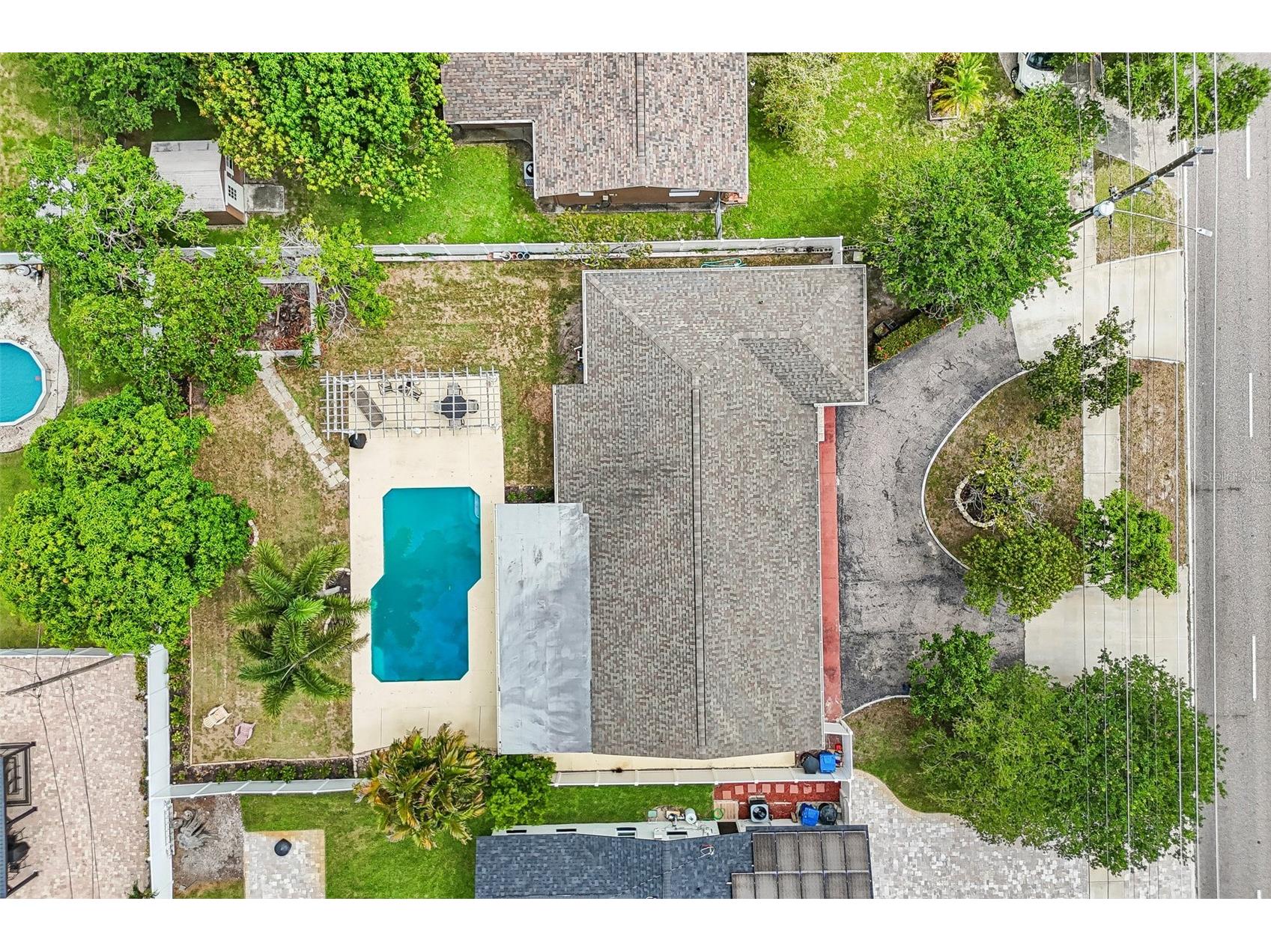 2709 49th Street N Saint Petersburg FL 33710 TB8515859 image34
