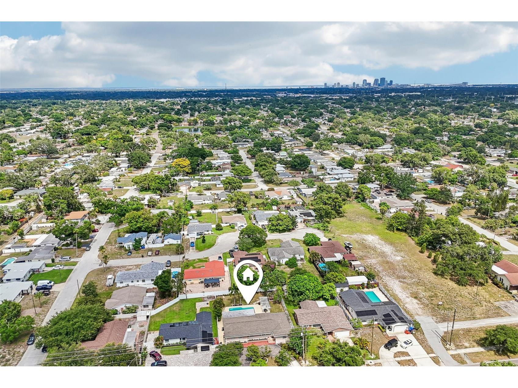 2709 49th Street N Saint Petersburg FL 33710 TB8515859 image36
