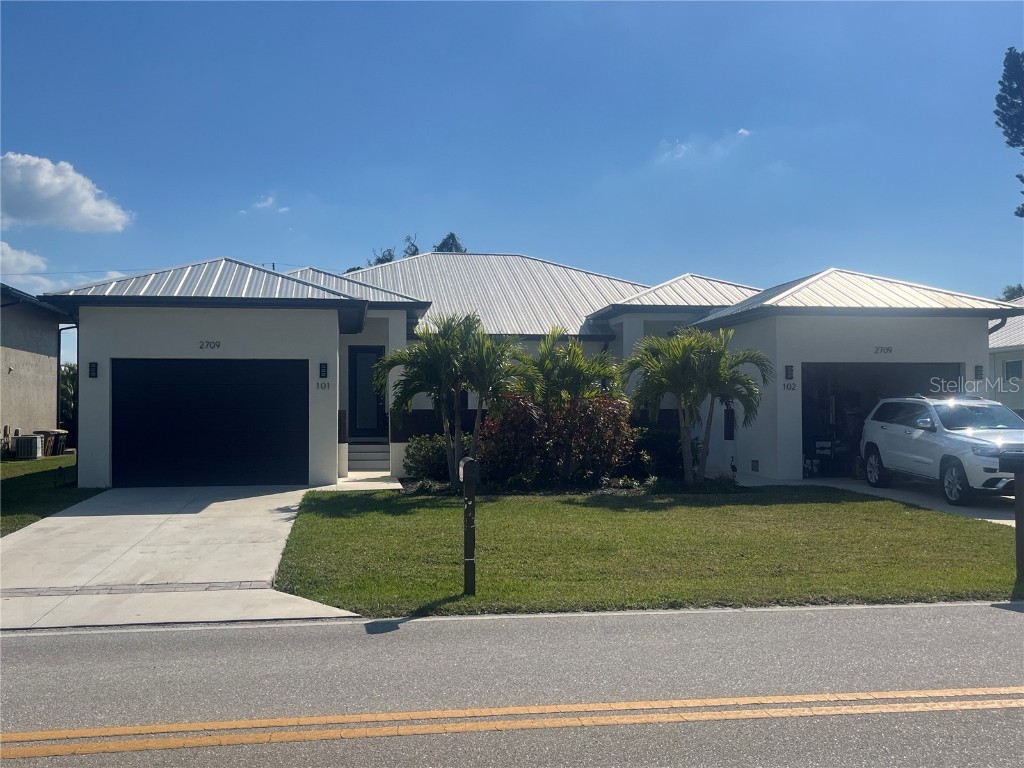 2709 Magdalina Drive #101 -102B Punta Gorda FL 33950 C7504913 image1