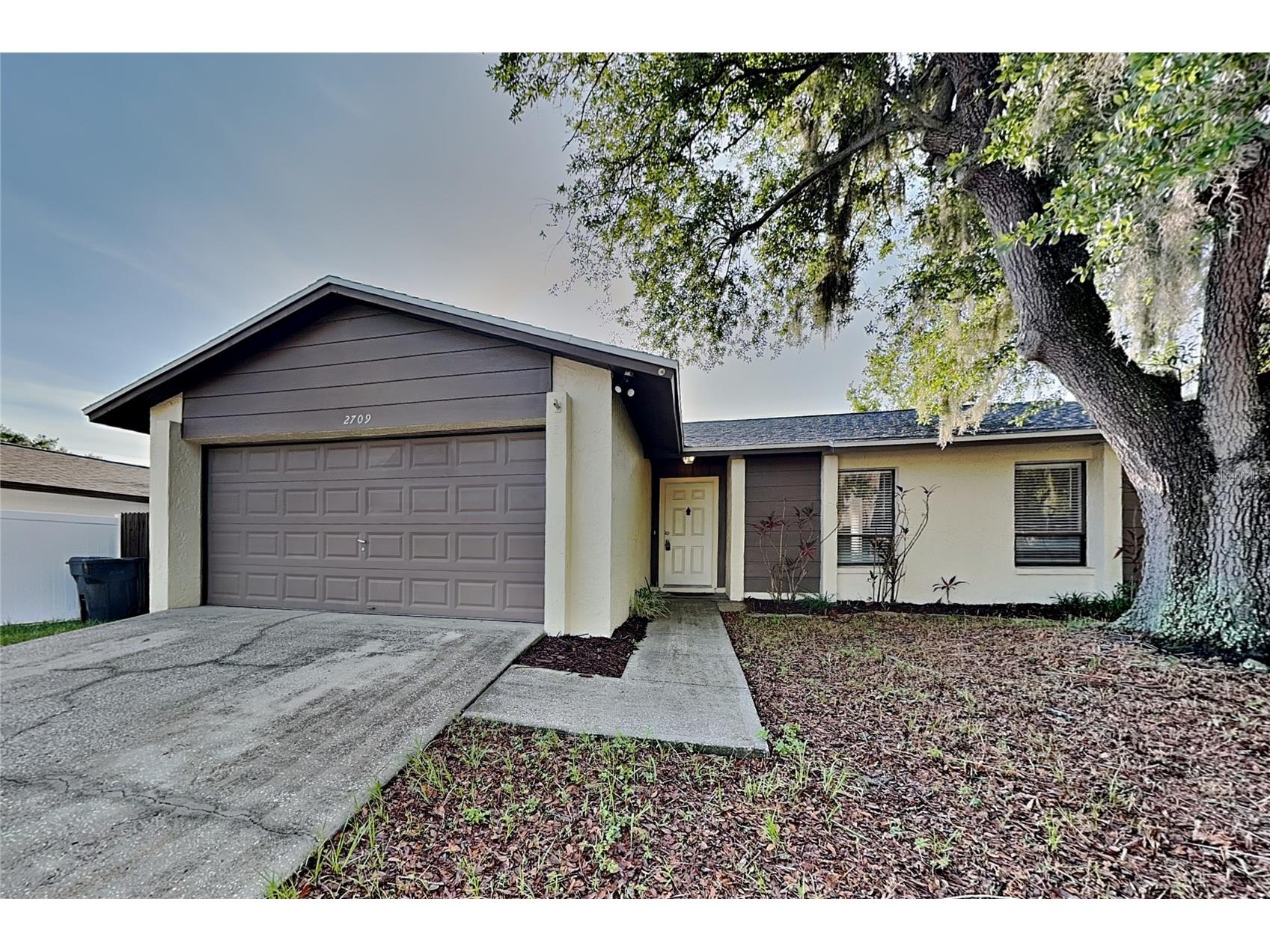 2709 Manor Hill Drive Brandon FL 33511 O6421102 image1