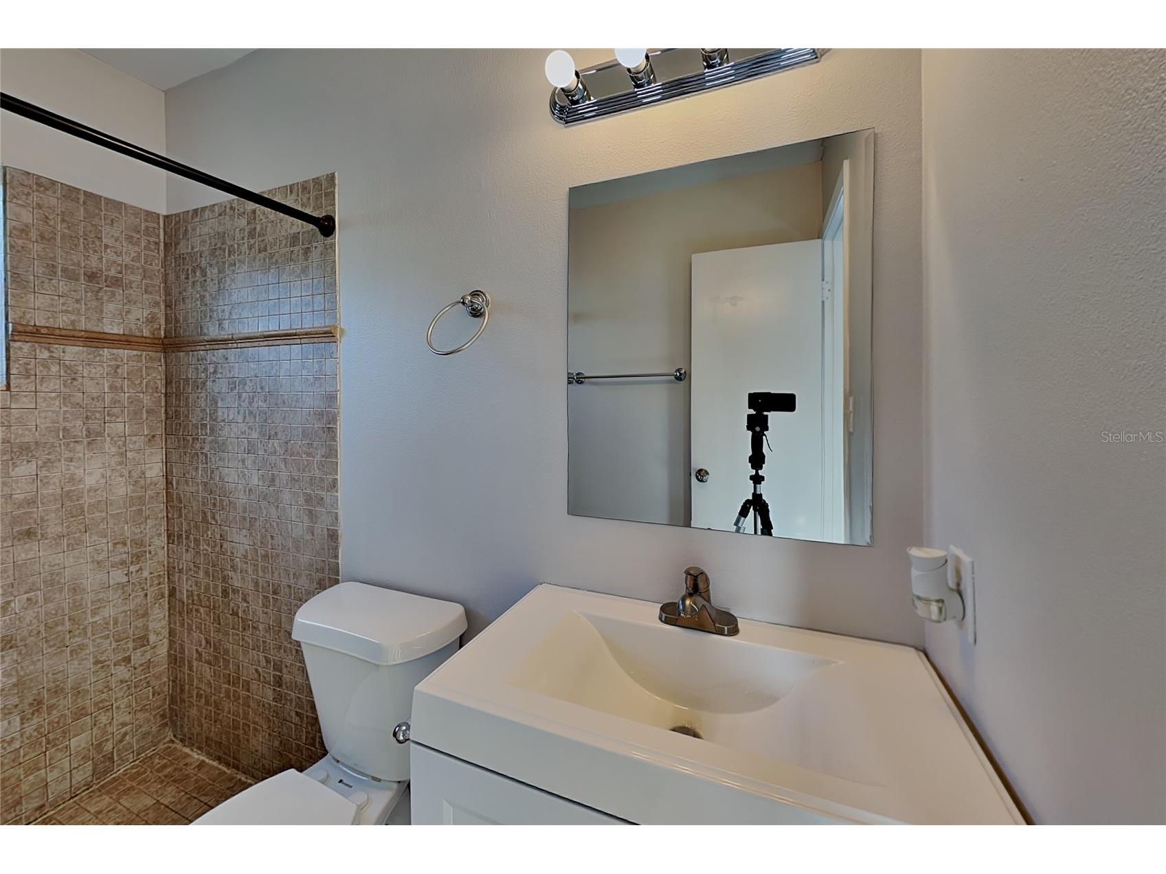 2709 Manor Hill Drive Brandon FL 33511 O6421102 image8