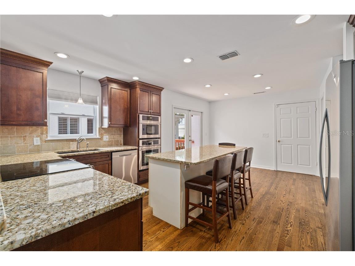 2709 W Bay Avenue Tampa FL 33611 TB8397913 image11