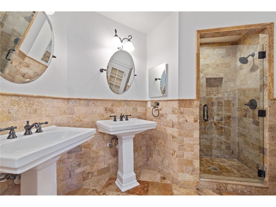 2709 W Bay Avenue Tampa FL 33611 TB8397913 image22