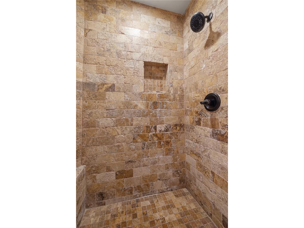 2709 W Bay Avenue Tampa FL 33611 TB8397913 image24