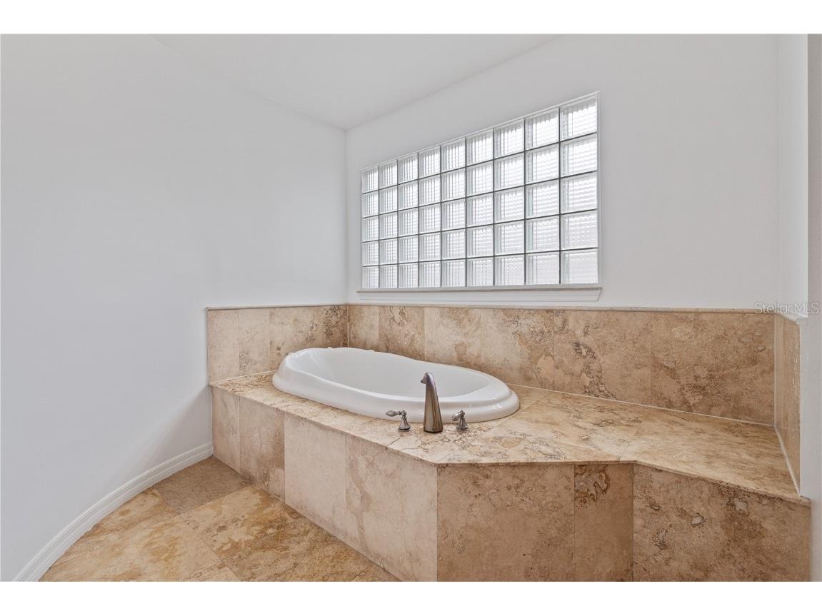 2709 W Bay Avenue Tampa FL 33611 TB8397913 image31