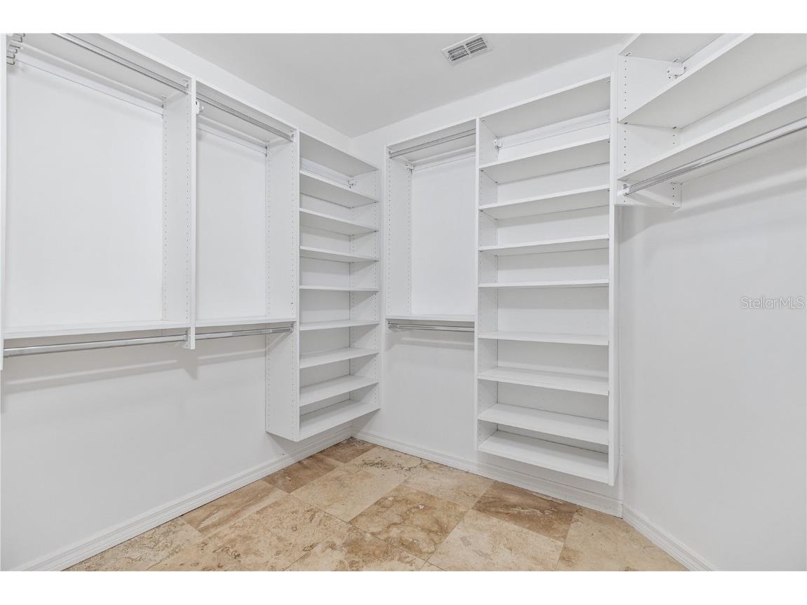 2709 W Bay Avenue Tampa FL 33611 TB8397913 image34