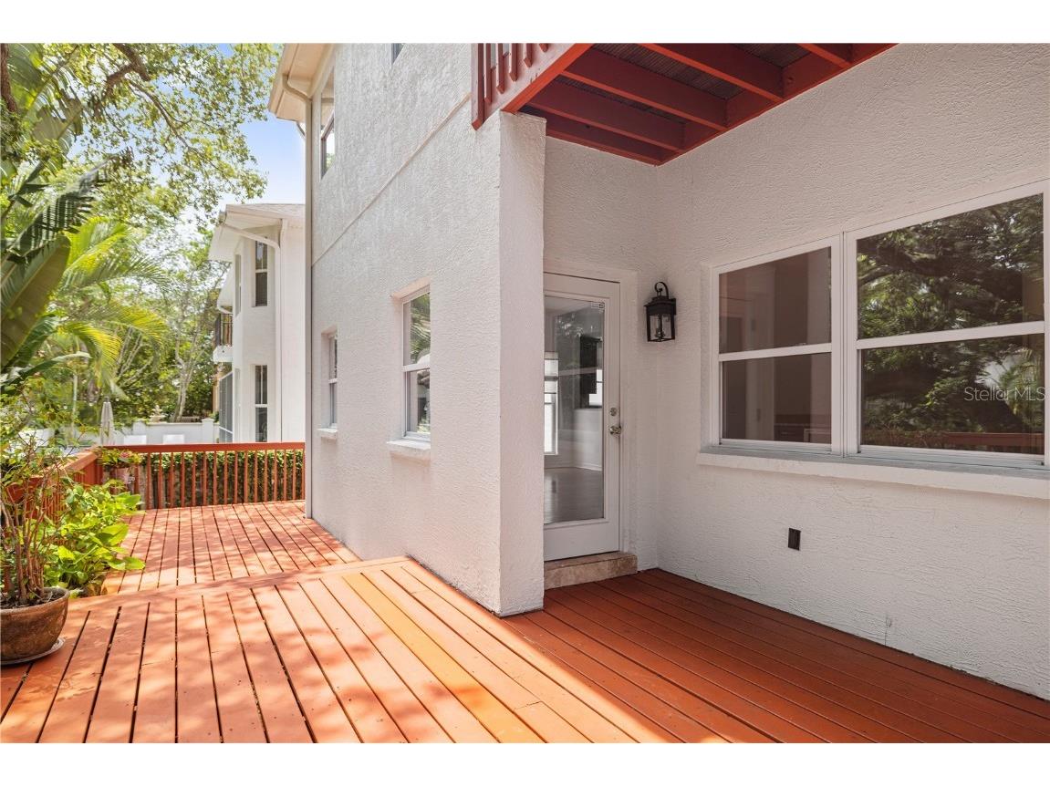 2709 W Bay Avenue Tampa FL 33611 TB8397913 image36