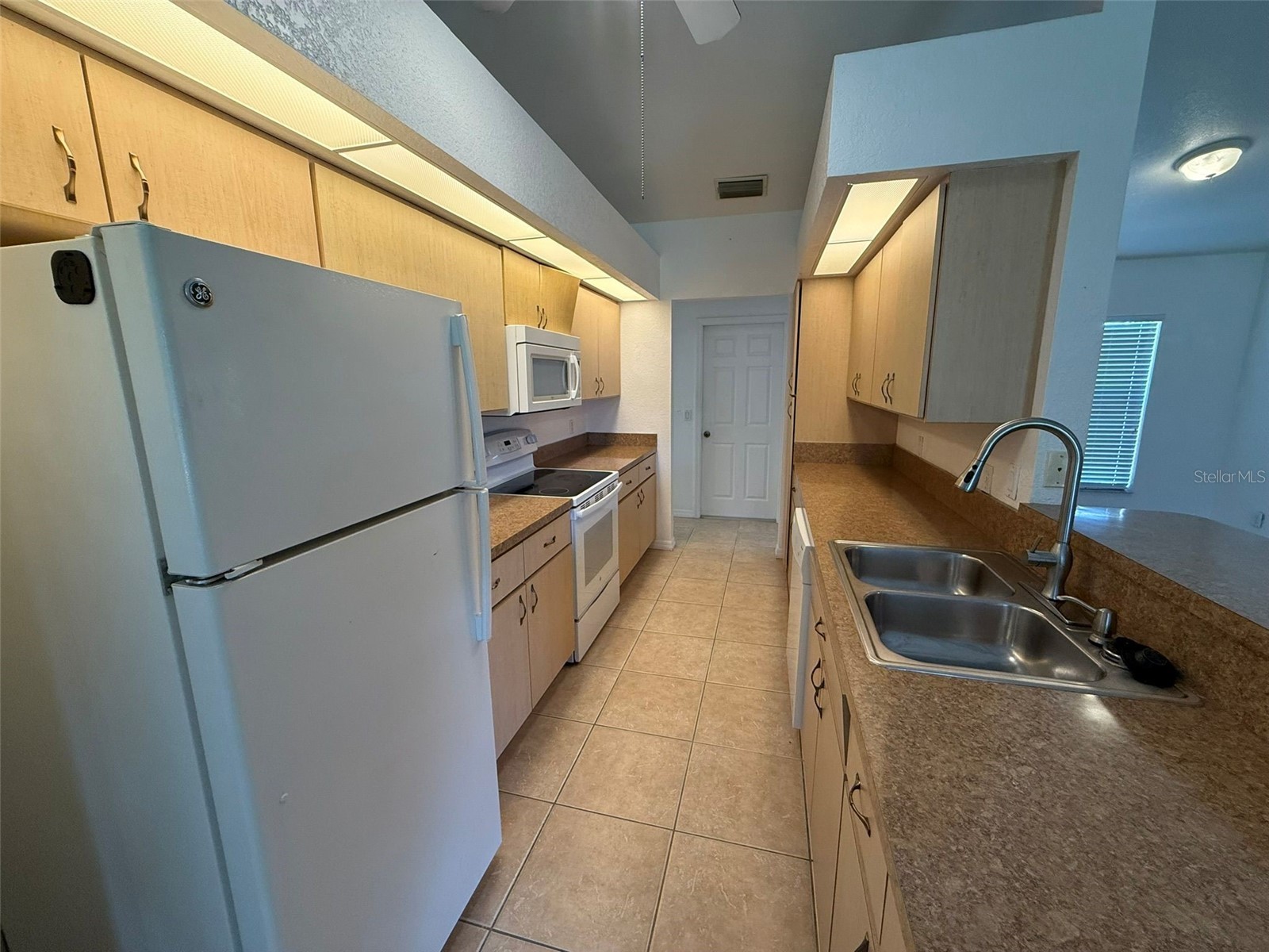 27097 Paratins Dr Punta Gorda FL 33983 C7526114 image5