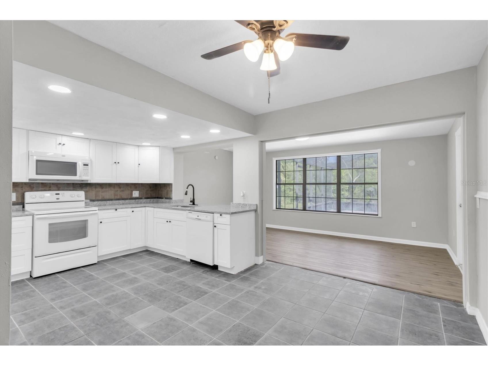 271 Eastpoint Court Spring Hill FL 34606 - Hunters Lake TB8473669 image7