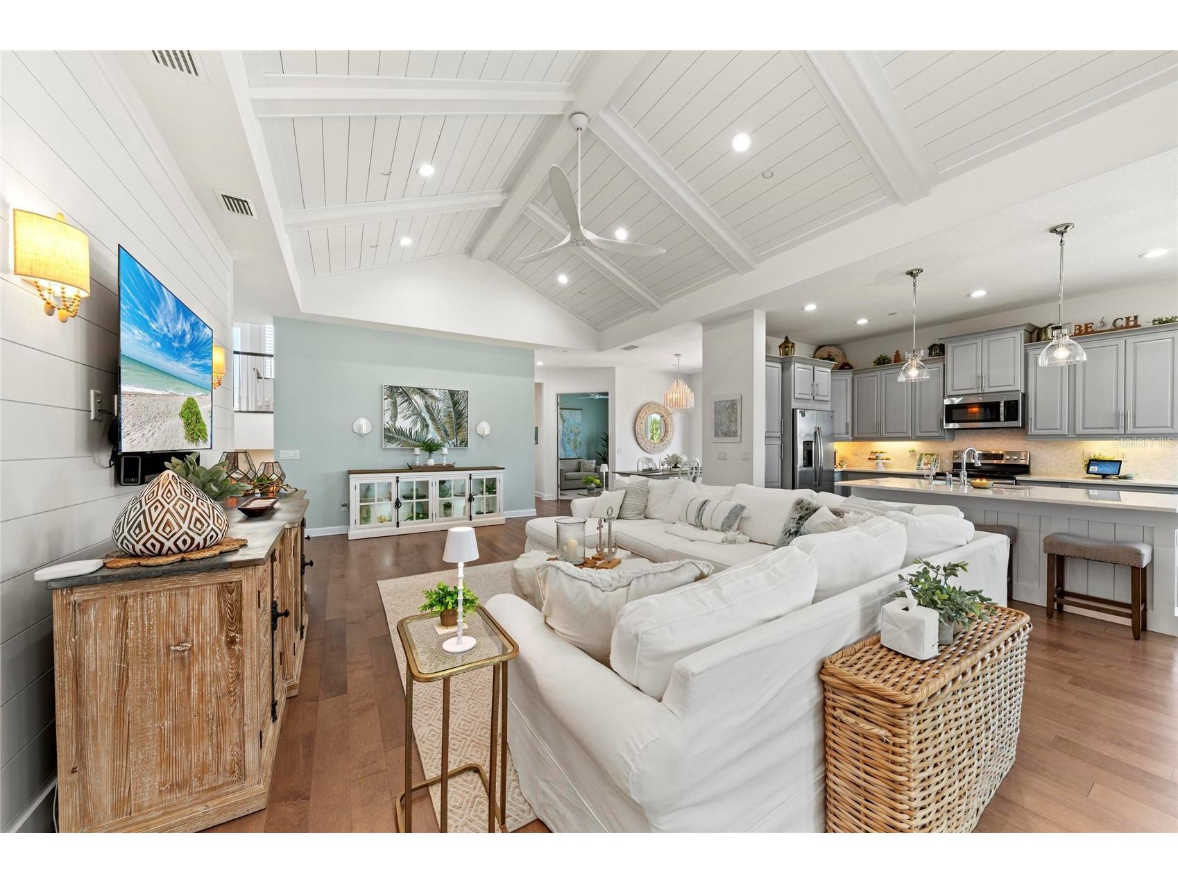 271 Saint Lucia Drive #202 Bradenton FL 34209 - ANNA MARIA SOUNDSAPPHIRE LAKE A4690099 image14