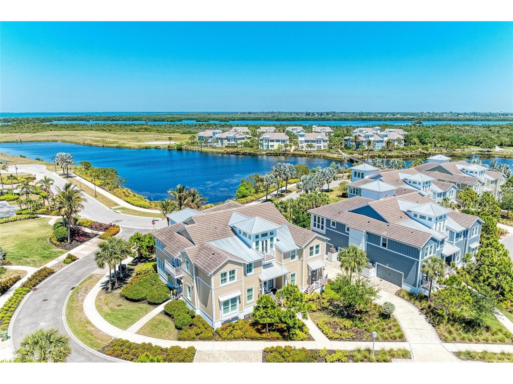 271 Saint Lucia Drive #202 Bradenton FL 34209 - ANNA MARIA SOUNDSAPPHIRE LAKE A4690099 image2