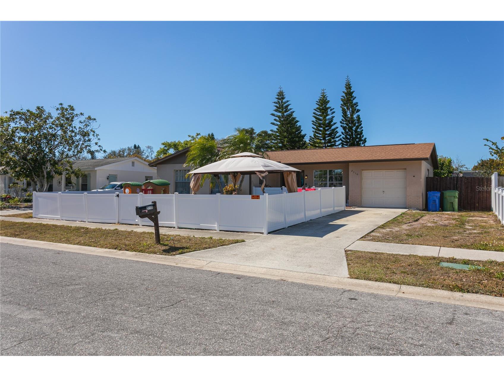 2710 38th Street W Bradenton FL 34205 A4682371 image1