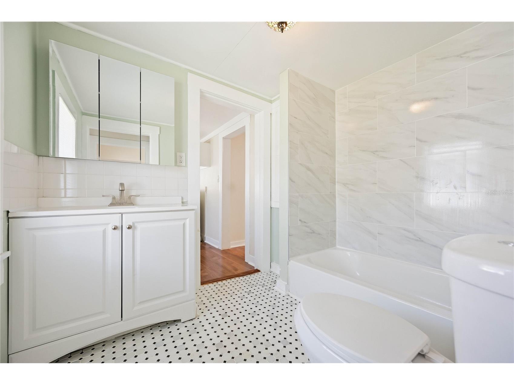 2710 3rd Avenue W Bradenton FL 34205 A4680861 image35