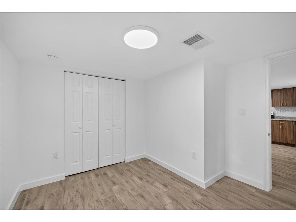 2710 53rd Avenue N Saint Petersburg FL 33714 TB8422757 image20