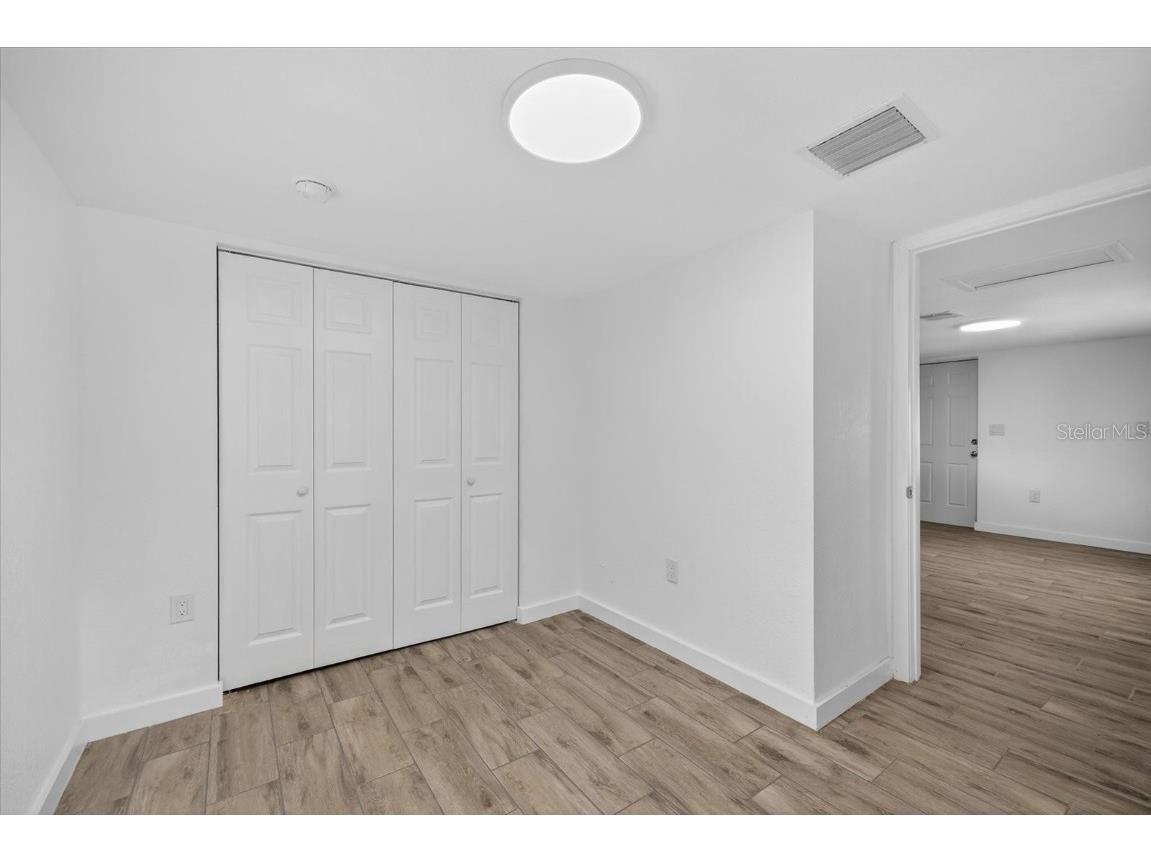 2710 53rd Avenue N Saint Petersburg FL 33714 TB8424402 image30