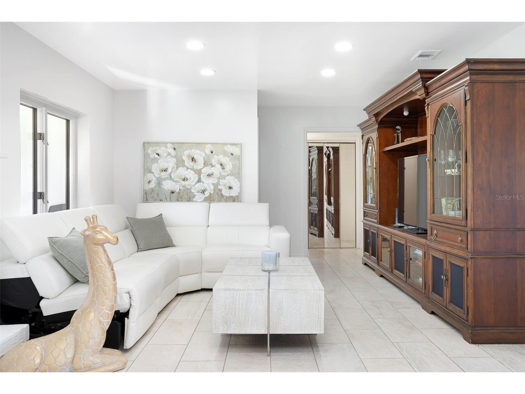 2710 Hibiscus Drive W Belleair Beach FL 33786 TB8450599 image32