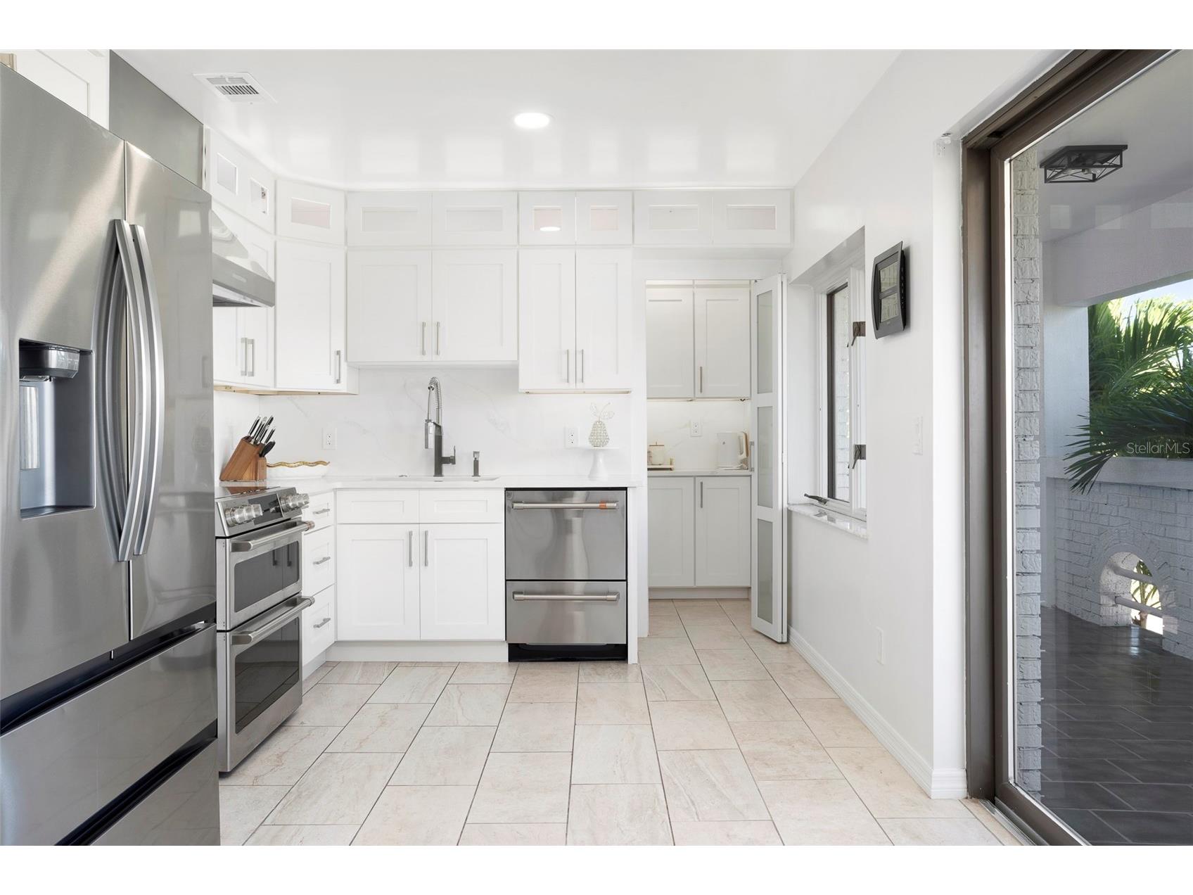 2710 Hibiscus Drive W Belleair Beach FL 33786 TB8450599 image6