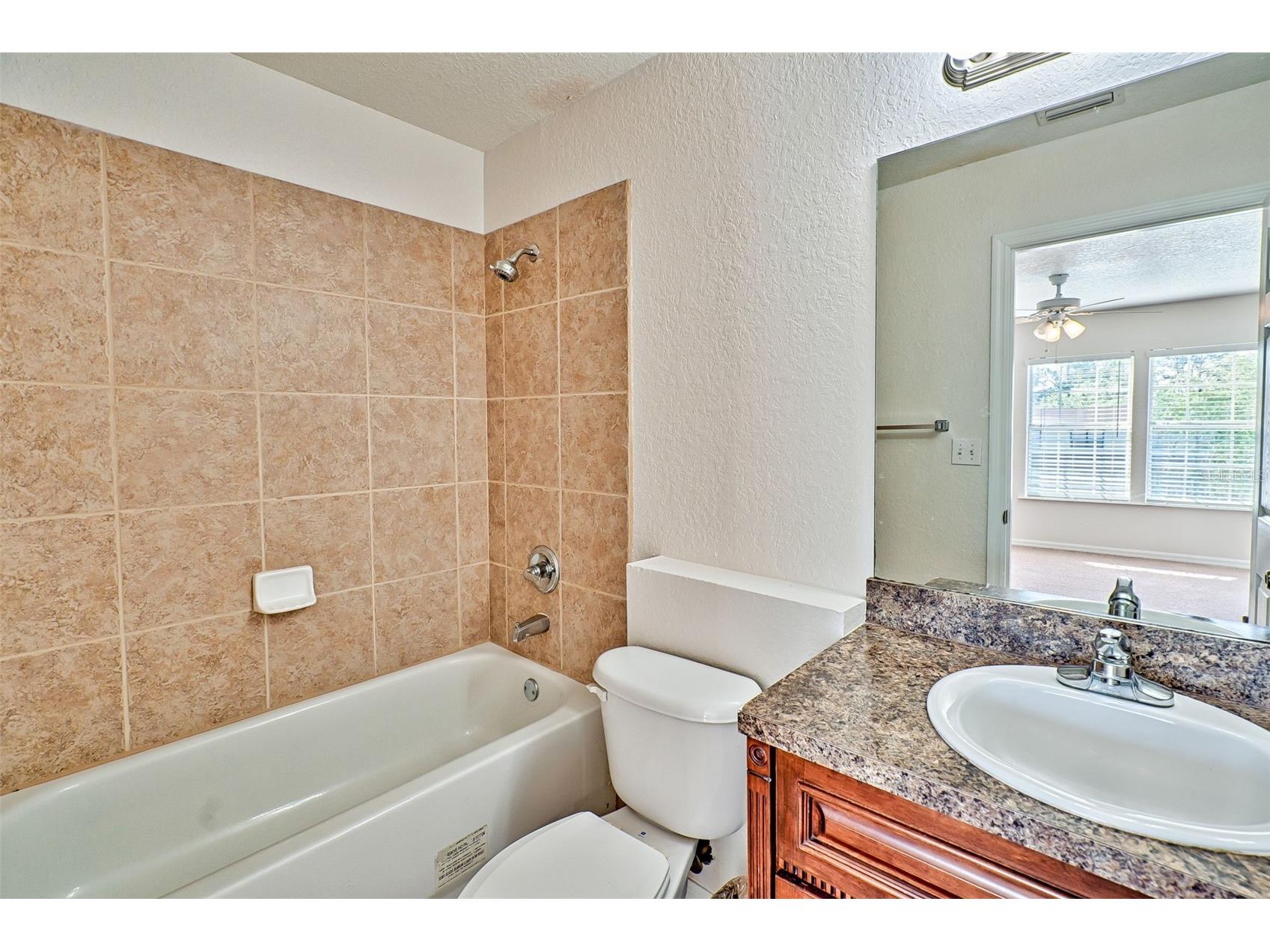 2710 NW 104 Court #B Gainesville FL 32606 GC539347 image19