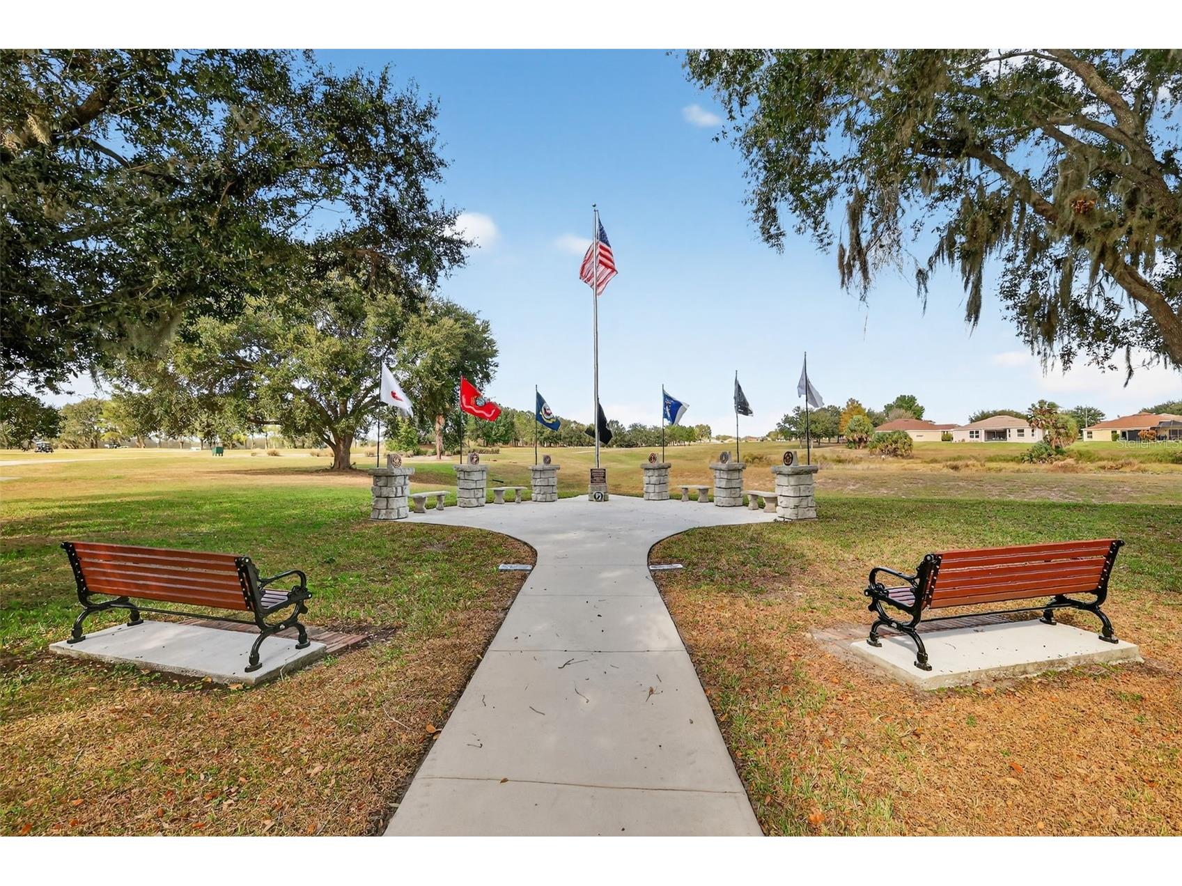 27102 Camerons Run Leesburg FL 34748 OM722565 image38
