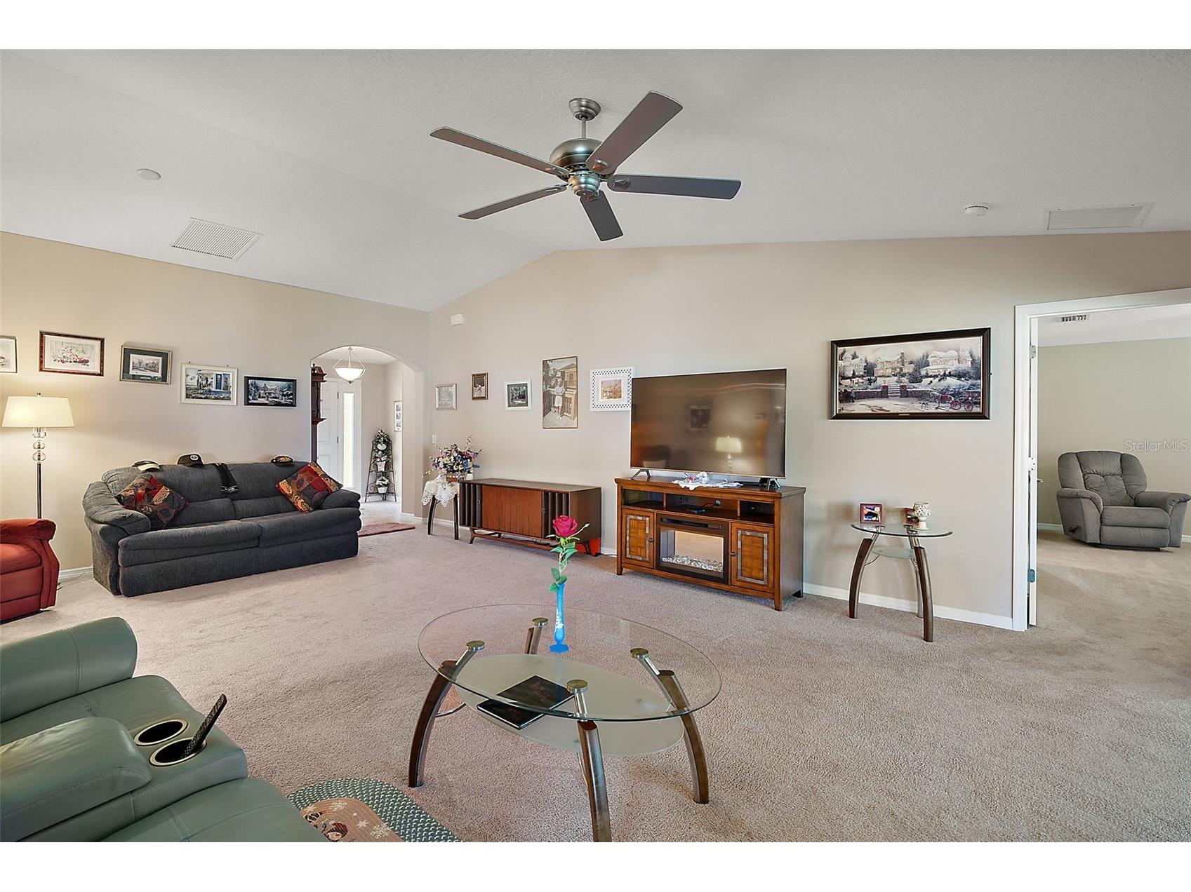 27102 Camerons Run Leesburg FL 34748 OM722565 image9