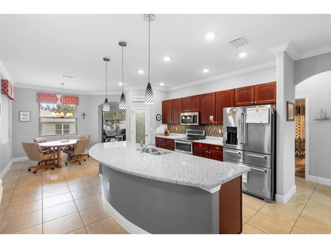 27106 Camerons Run Leesburg FL 34748 O6343489 image5