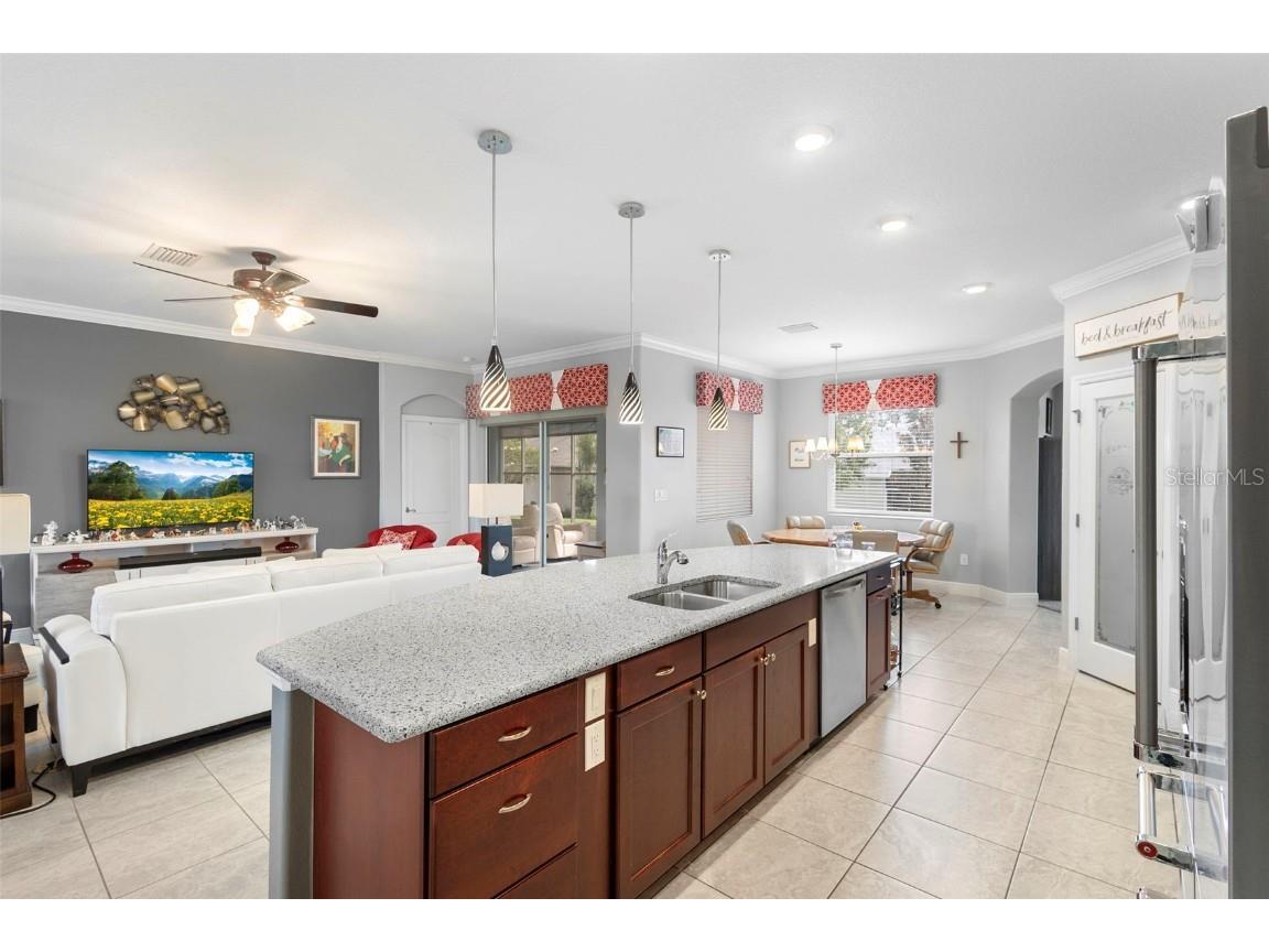 27106 Camerons Run Leesburg FL 34748 O6343489 image8