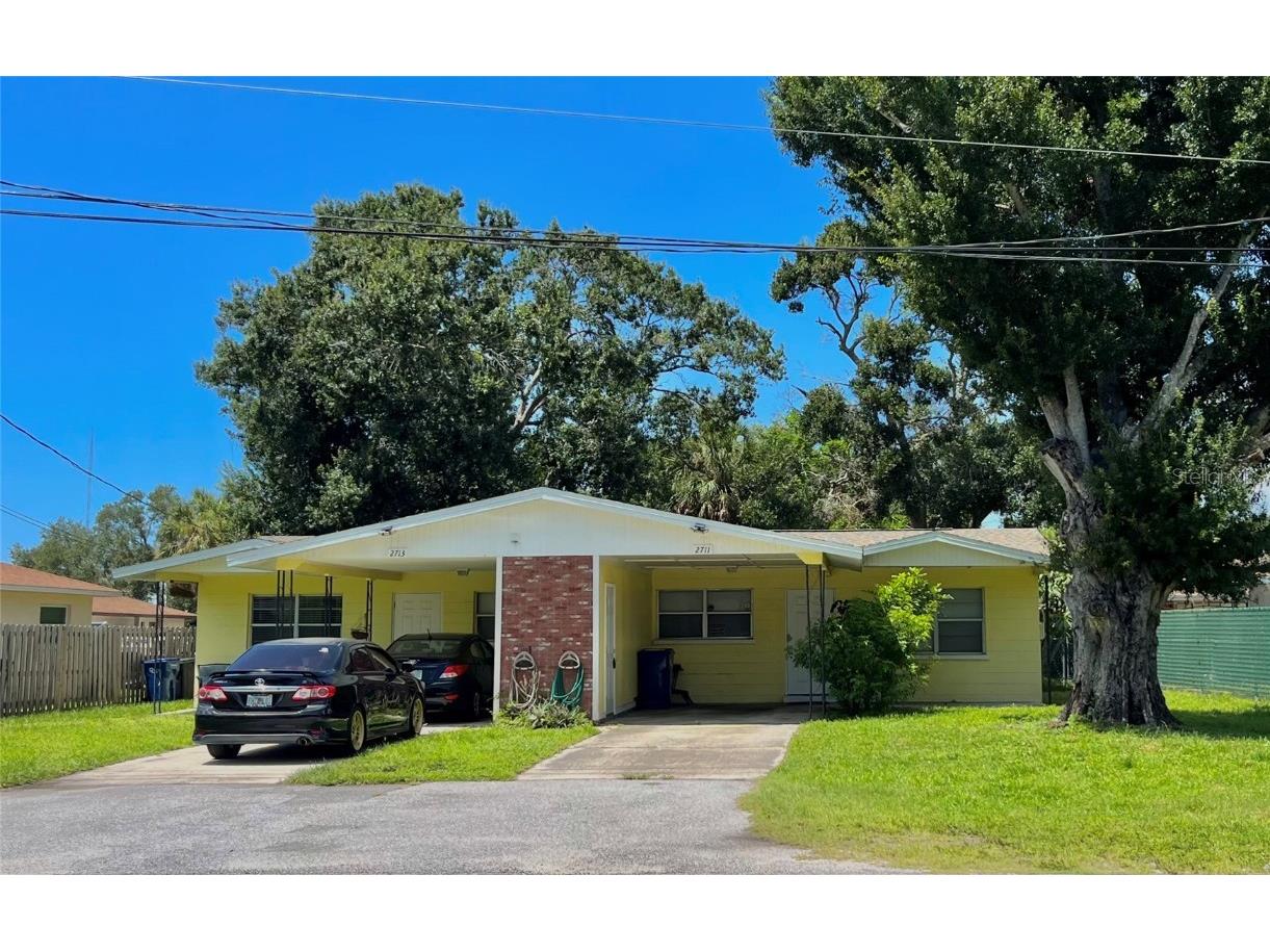 2711-2713 47th Avenue W Bradenton FL 34207 A4659479 image1
