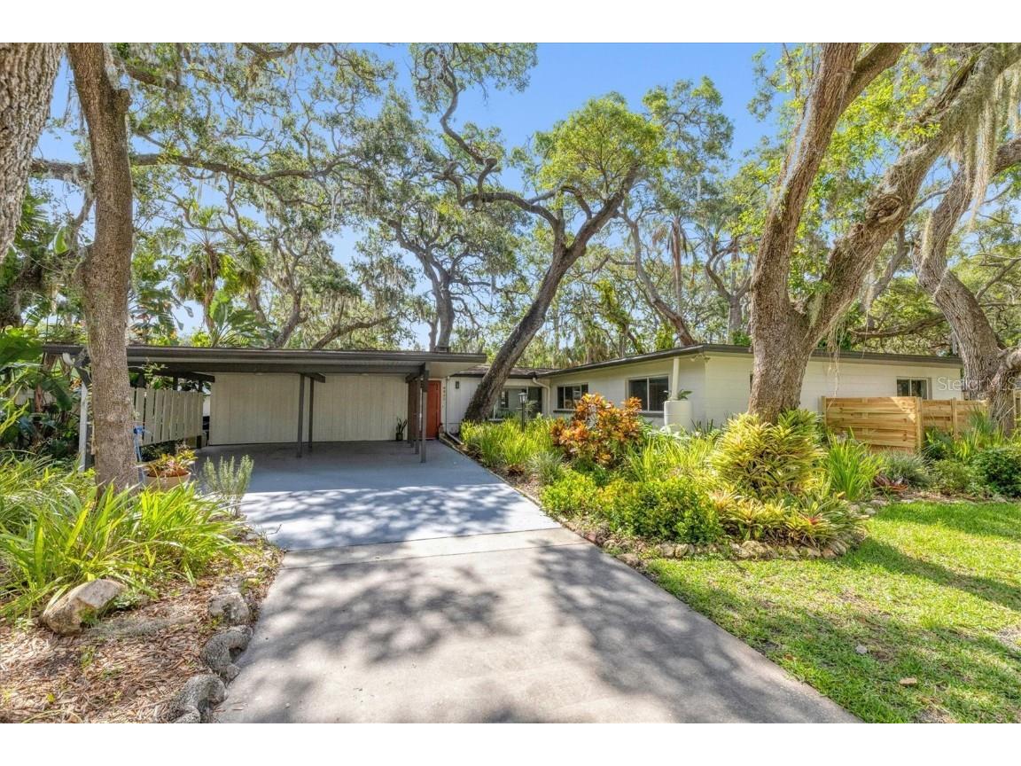 2711 48th Street W Bradenton FL 34209 A4573110 image1