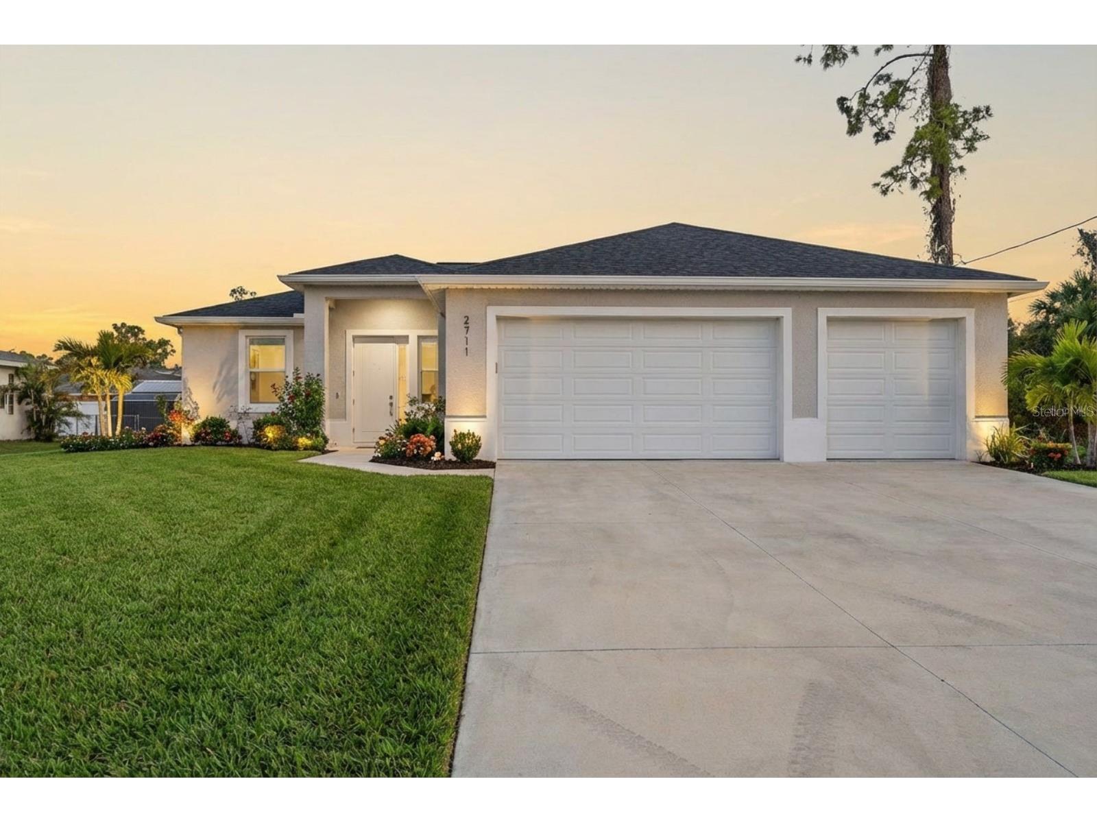 2711 Atwater Drive North Port FL 34288 A4679726 image1
