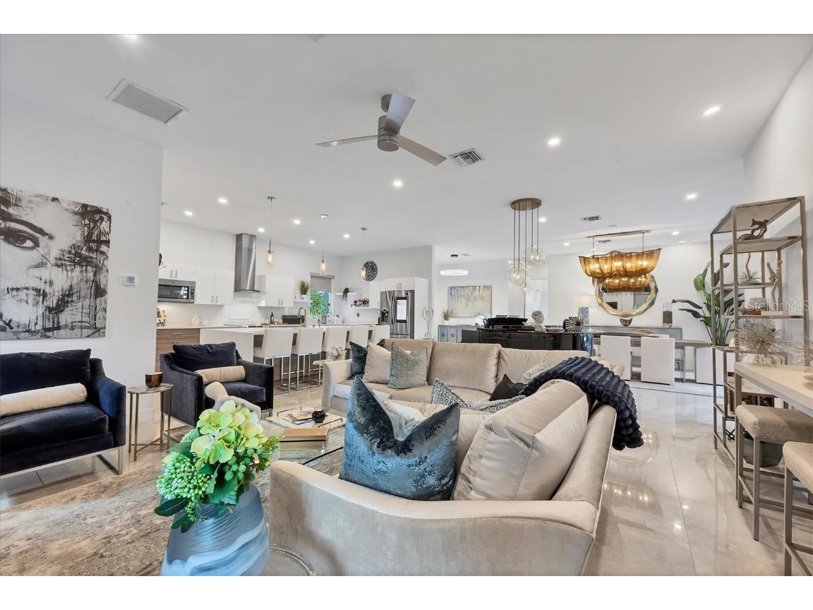 2711 Blossom Drive Sarasota FL 34239 A4669337 image16