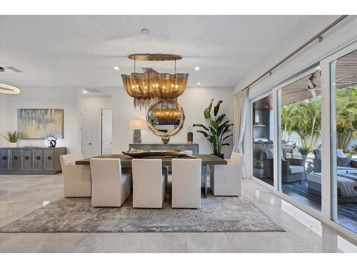 2711 Blossom Drive Sarasota FL 34239 A4669337 image17