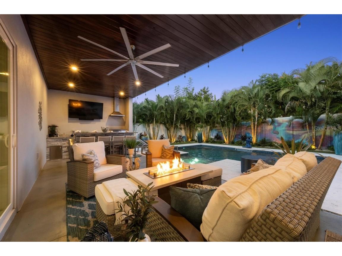 2711 Blossom Drive Sarasota FL 34239 A4669337 image33